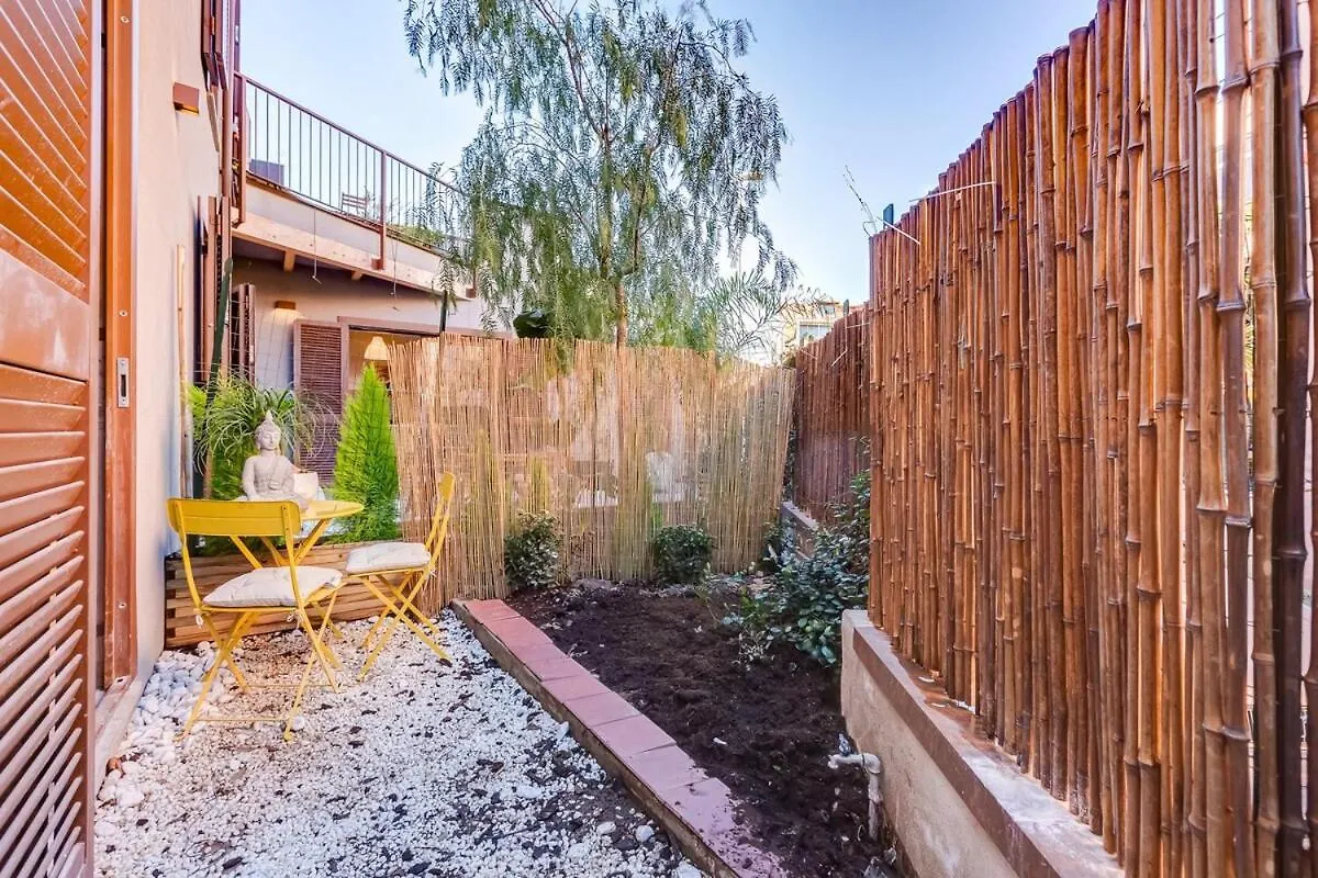 Garden Studio Apartment Rome Italy