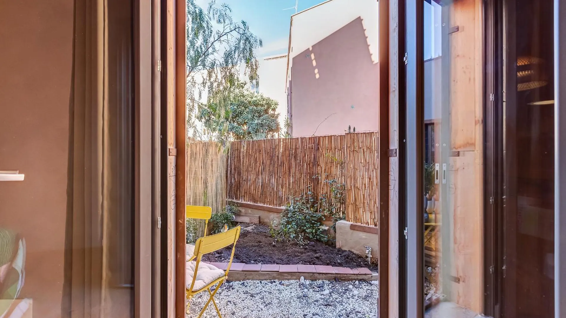 Garden Studio Apartment Rom